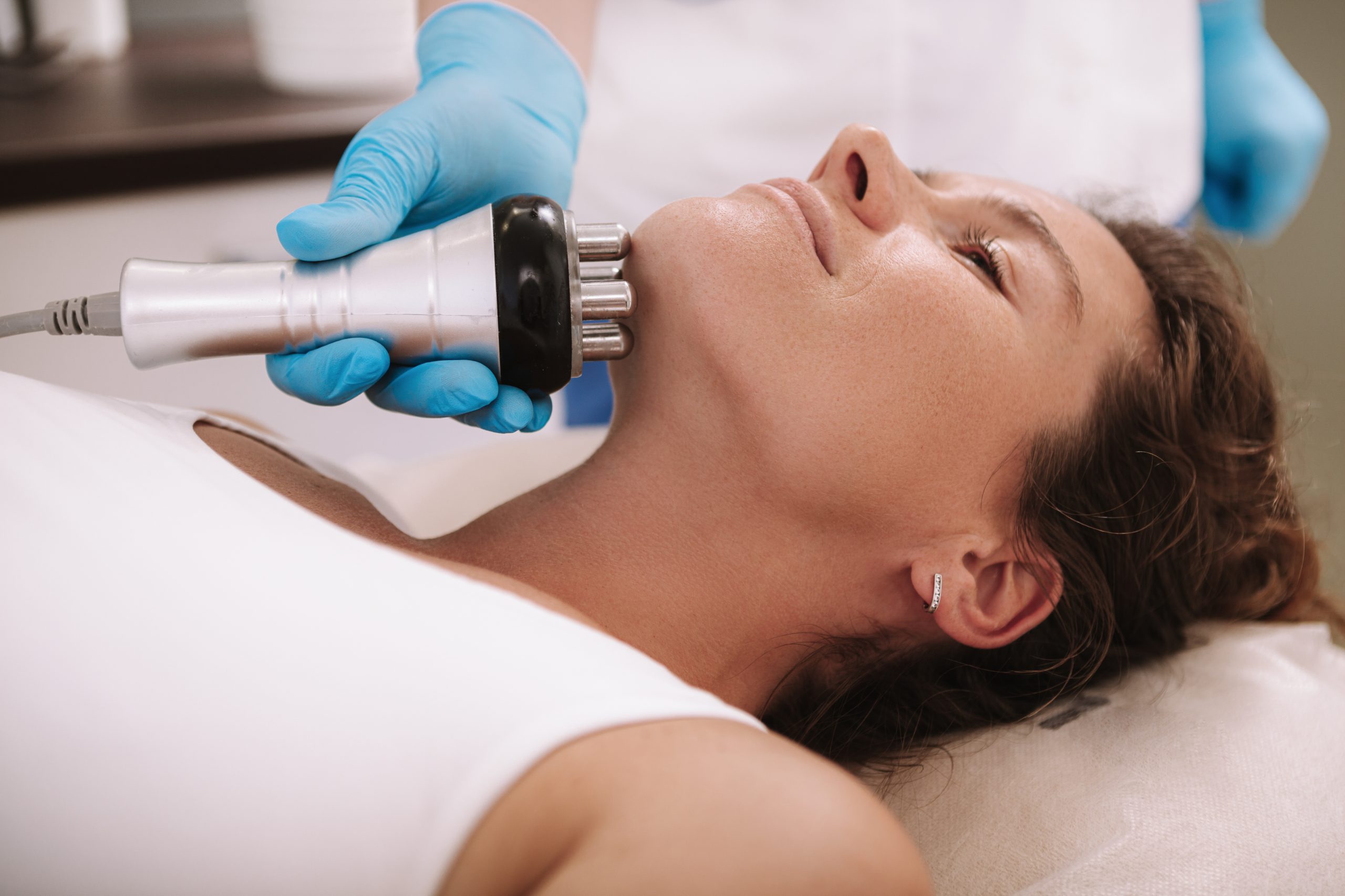 RF Microcurrent Lifting and Tightening Facial – Elite Facials Orinda Woman receiving RF microcurrent lifting and tightening facial treatment at Elite Facials in Orinda CA